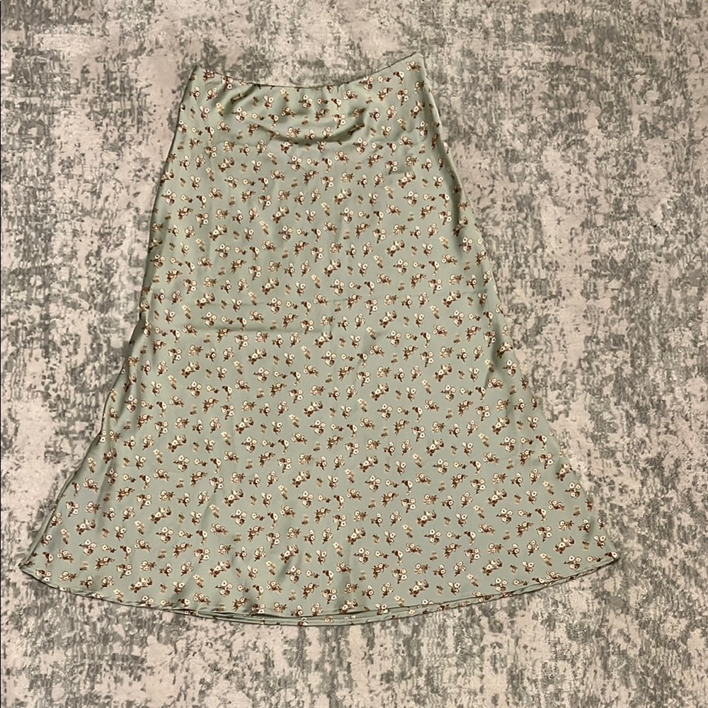 Altar’d State, Green floral silky midi skirt, size M